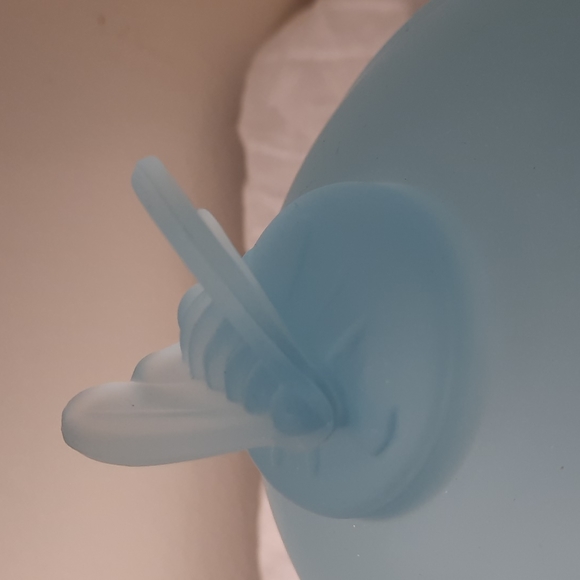 Vintage Blue Satin Imperial Glass Bee Box with original sticker - Picture 2 of 10